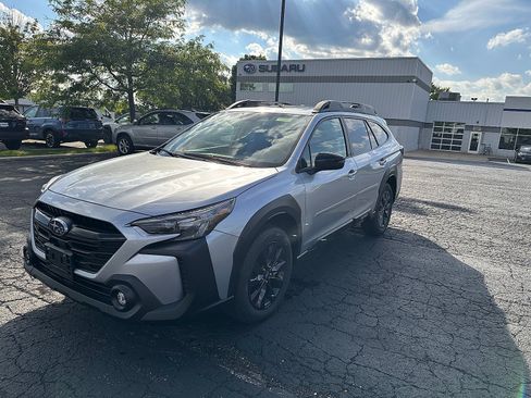 Certified 2025 Subaru Outback Onyx Edition AWD/4WD image 7