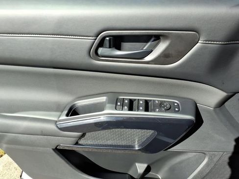 New 2026 Nissan Pathfinder SV AWD/4WD image 5
