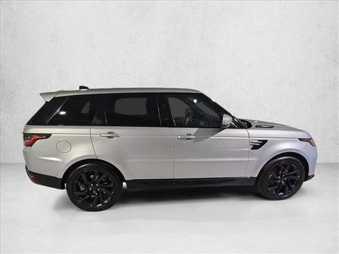 Used 2018 Land Rover Range Rover Sport HSE AWD/4WD image 4