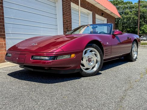 Used 1993 Chevrolet Corvette Convertible RWD image 6