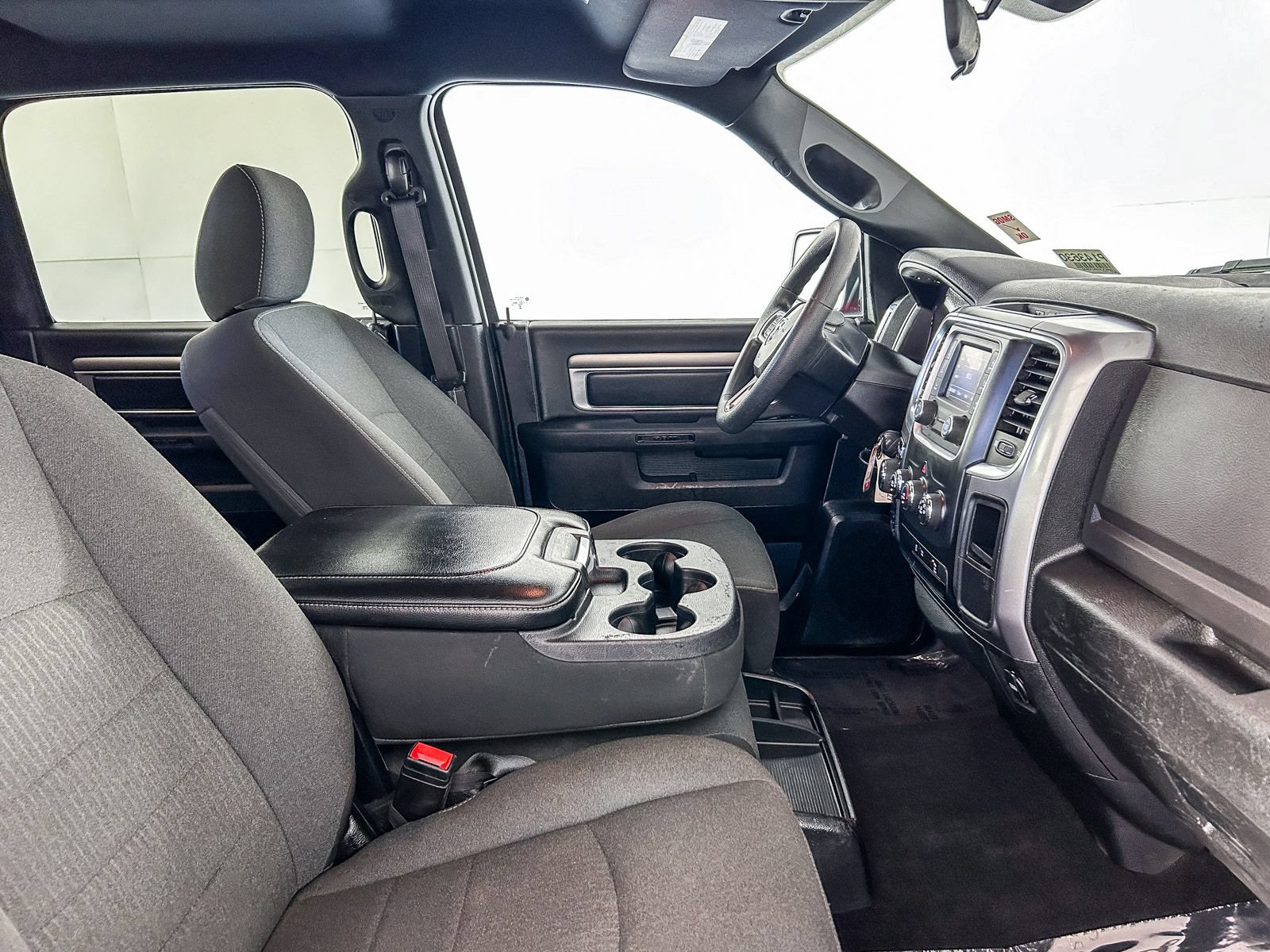 Used 2024 RAM 1500 Warlock AWD/4WD image 17