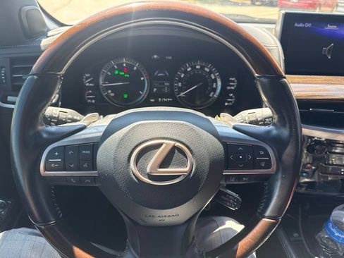 Used 2020 Lexus LX 570 4WD w/ Sport Package image 7