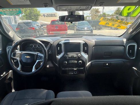 Used 2019 Chevrolet Silverado 1500 LT AWD/4WD image 24