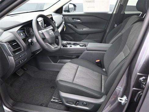 New 2026 Nissan Rogue SV image 9