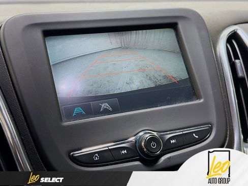 Used 2018 Chevrolet Equinox LT image 13