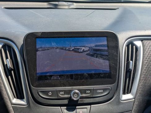 Used 2024 Chevrolet Malibu LT image 20