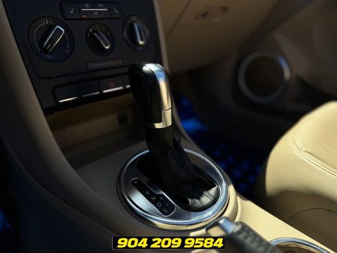 Used 2013 Volkswagen Beetle 2.0T FWD image 10