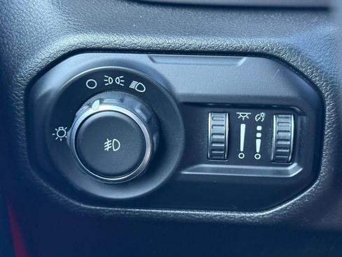Used 2020 Jeep Wrangler Unlimited Sport AWD/4WD image 30