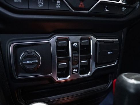 Used 2021 Jeep Gladiator Overland w/ Popular Equipment Package image 29