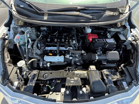 Used 2025 Nissan Versa SV image 33