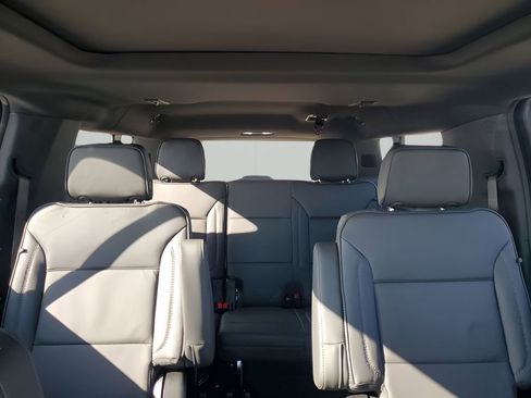 New 2026 GMC Yukon XL Denali w/ Sun & Power Step Package image 37