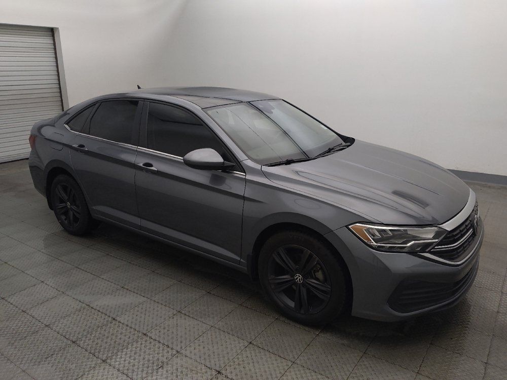 Used 2024 Volkswagen Jetta SE w/ Panoramic Sunroof Package FWD image 11