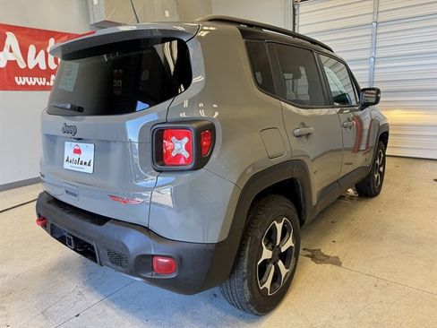 Used 2022 Jeep Renegade Trailhawk w/ Trailer Tow Group image 7
