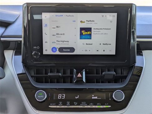 Used 2025 Toyota Corolla LE image 18