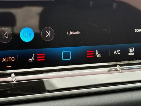 New 2026 Volkswagen Tiguan SE AWD/4WD image 23