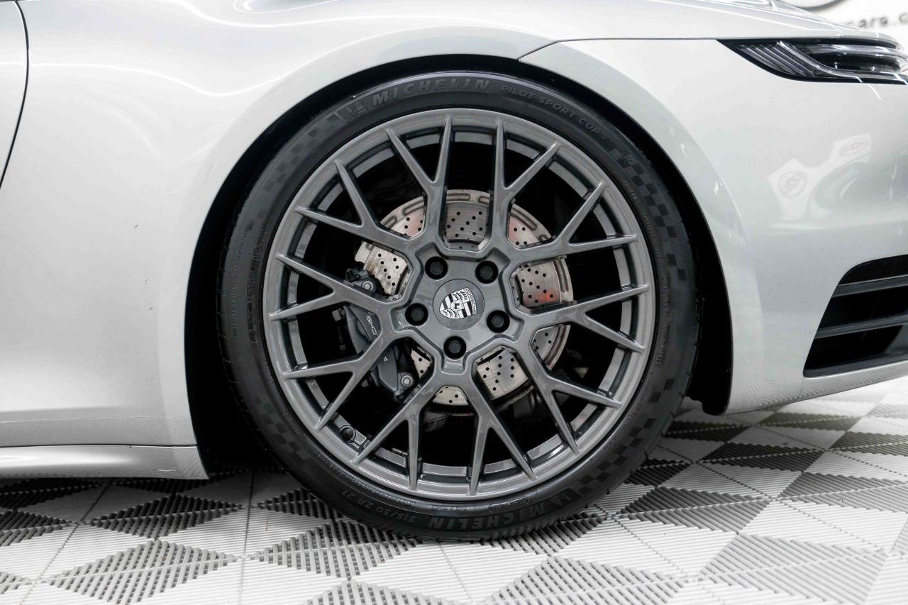 Used 2023 Porsche 911 Carrera T RWD image 35