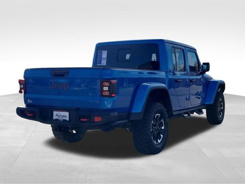 Used 2025 Jeep Gladiator Rubicon image 6