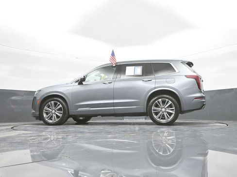 Used 2022 Cadillac XT6 Premium Luxury AWD/4WD image 38