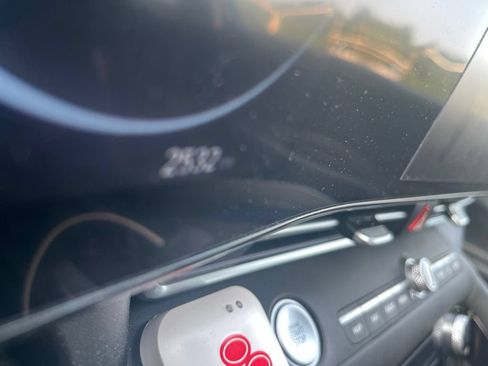 Used 2025 Hyundai Elantra SEL FWD image 5