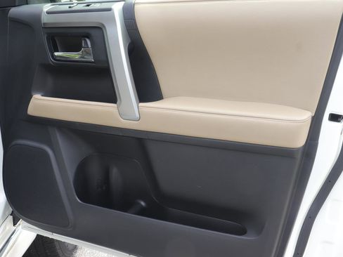 Used 2021 Toyota 4Runner Limited RWD image 18