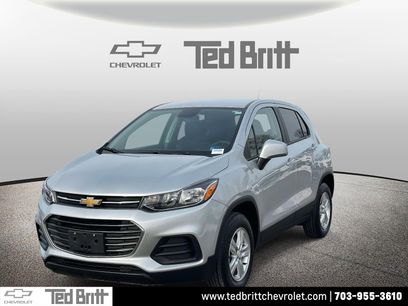Used 2022 Chevrolet Trax LS w/ Tint and Cruise Package