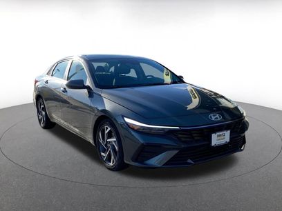 Used 2025 Hyundai Elantra SEL