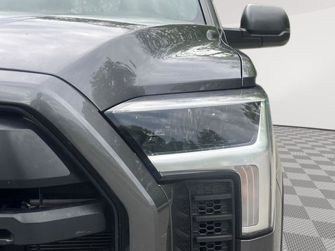 Used 2025 Toyota Tundra SR5 AWD/4WD image 10