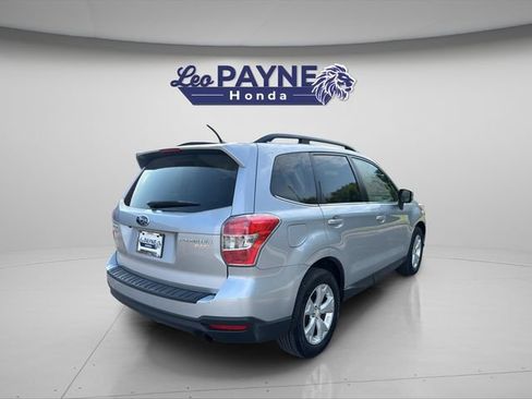 Used 2015 Subaru Forester 2.5i Limited w/ Popular Package #2 AWD/4WD image 9