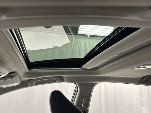 Certified 2025 Subaru Crosstrek 2.5i Limited image 37