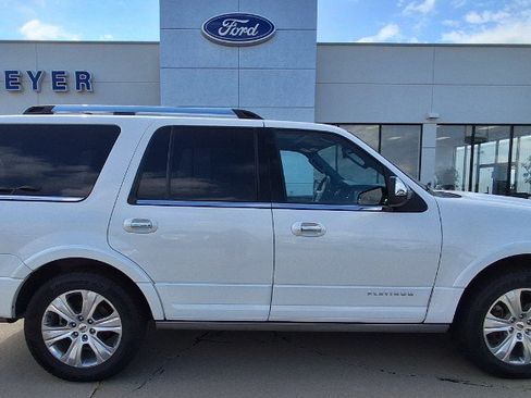 Used 2016 Ford Expedition Platinum AWD/4WD image 1