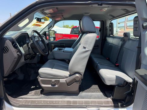 Used 2015 Ford F250 XL w/ Power Equipment Group RWD image 24