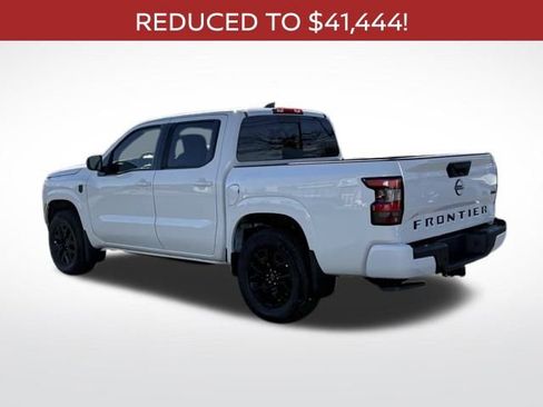 New 2026 Nissan Frontier SV w/ Tow Package AWD/4WD image 9