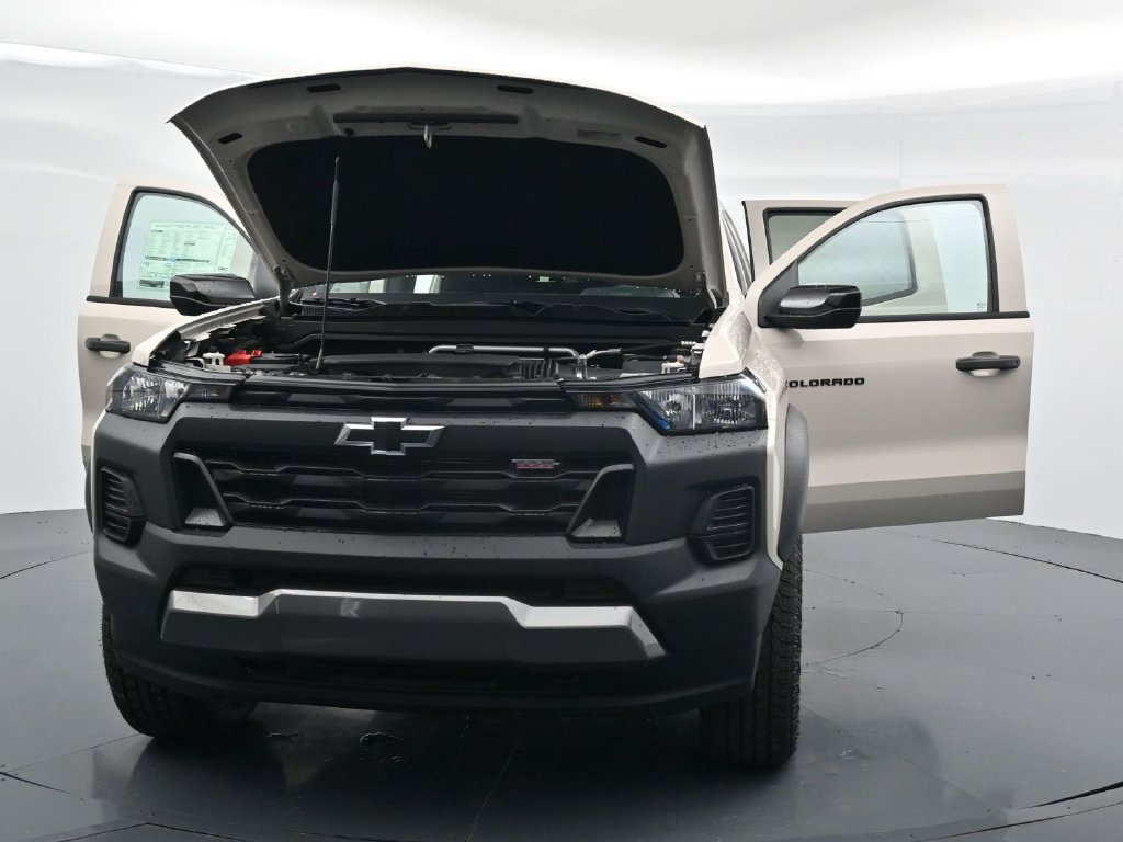 New 2026 Chevrolet Colorado Trail Boss AWD/4WD image 36