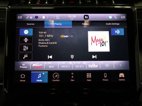 Used 2021 Jeep Grand Cherokee L Limited RWD image 20