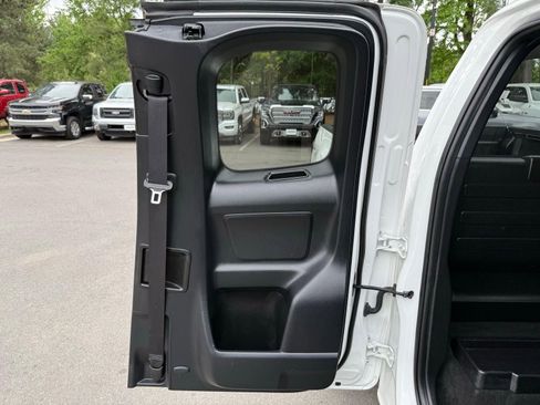 Used 2021 Toyota Tacoma SR AWD/4WD image 21