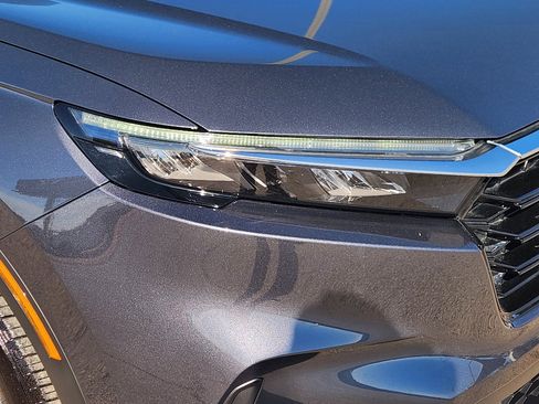 Used 2025 Honda CR-V EX-L image 8