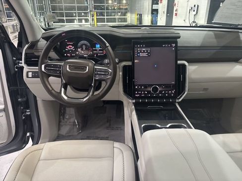 Used 2024 GMC Acadia Denali w/ Super Cruise Package image 32