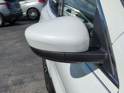 Used 2025 Ford Escape SE image 12