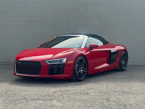 Used 2018 Audi R8 V10 AWD/4WD image 1
