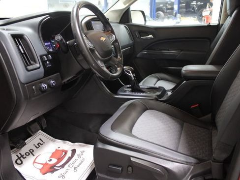 Used 2022 Chevrolet Colorado Z71 image 19