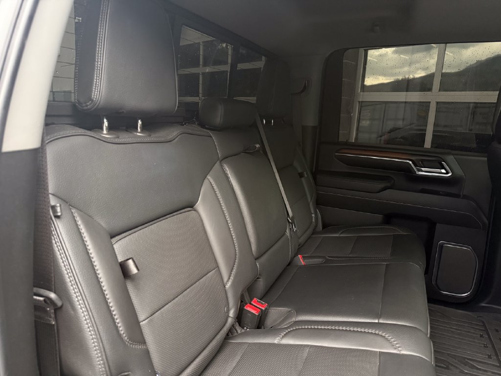 Used 2024 GMC Sierra 3500 Denali w/ Denali Reserve Package AWD/4WD image 44