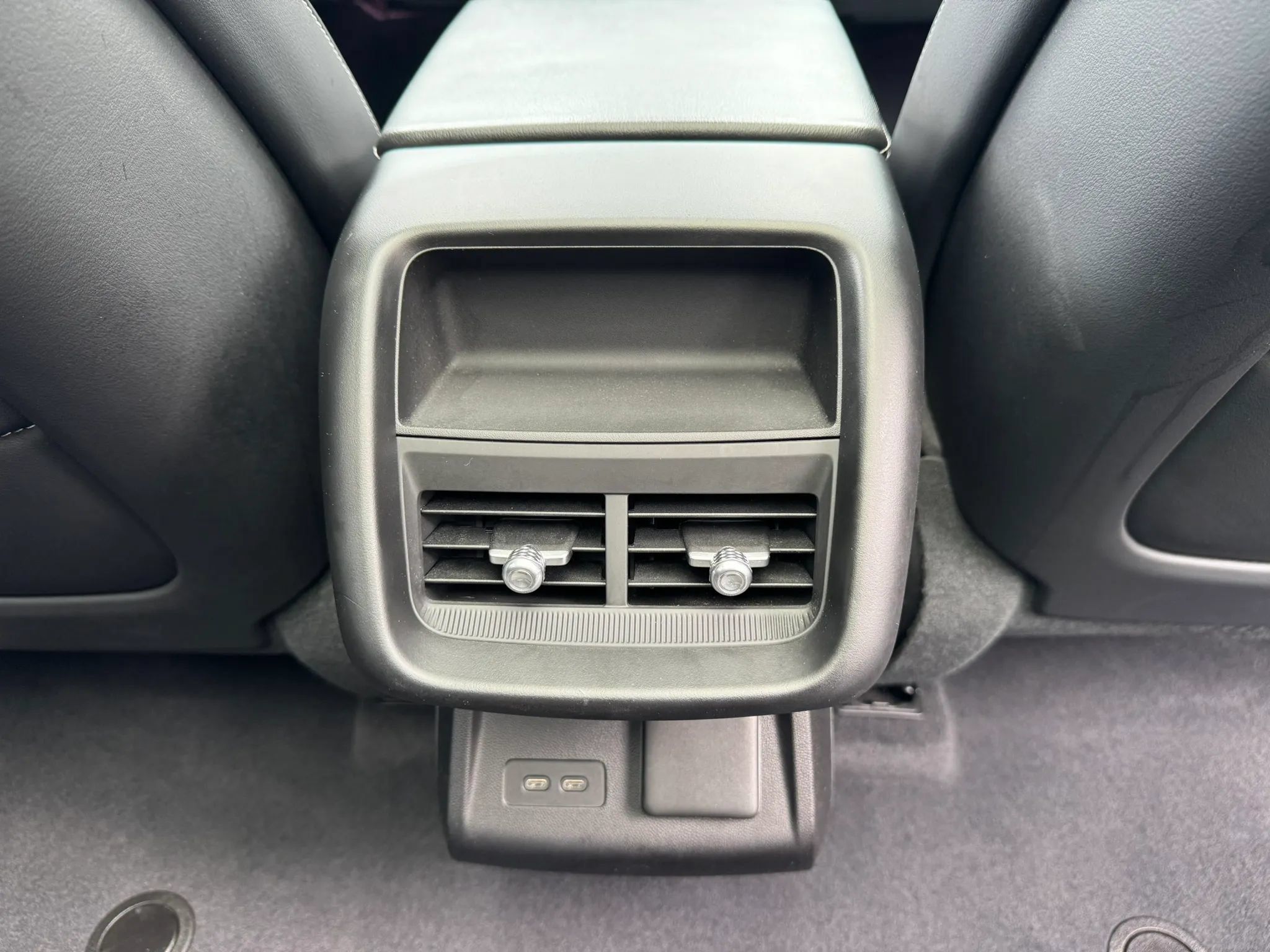 Used 2023 Cadillac Lyriq AWD image 26