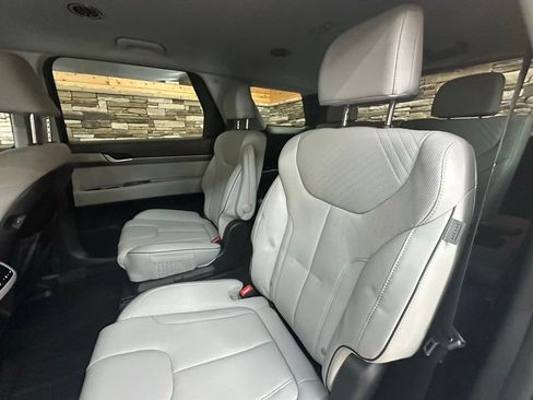 Certified 2024 Hyundai Palisade SEL image 30