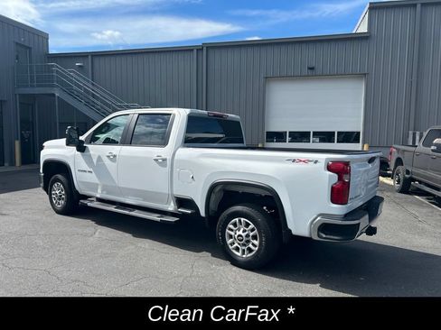 Used 2025 Chevrolet Silverado 2500 LT w/ Convenience Package AWD/4WD image 9