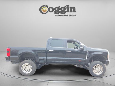 Used 2024 Ford F250 Platinum w/ Tremor Off-Road Package image 7