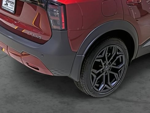 New 2026 Nissan Kicks SR image 12