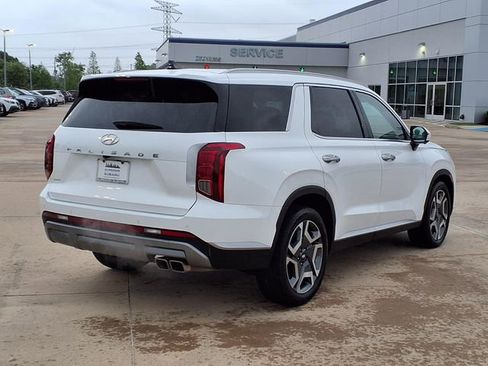 Used 2025 Hyundai Palisade SEL FWD image 4
