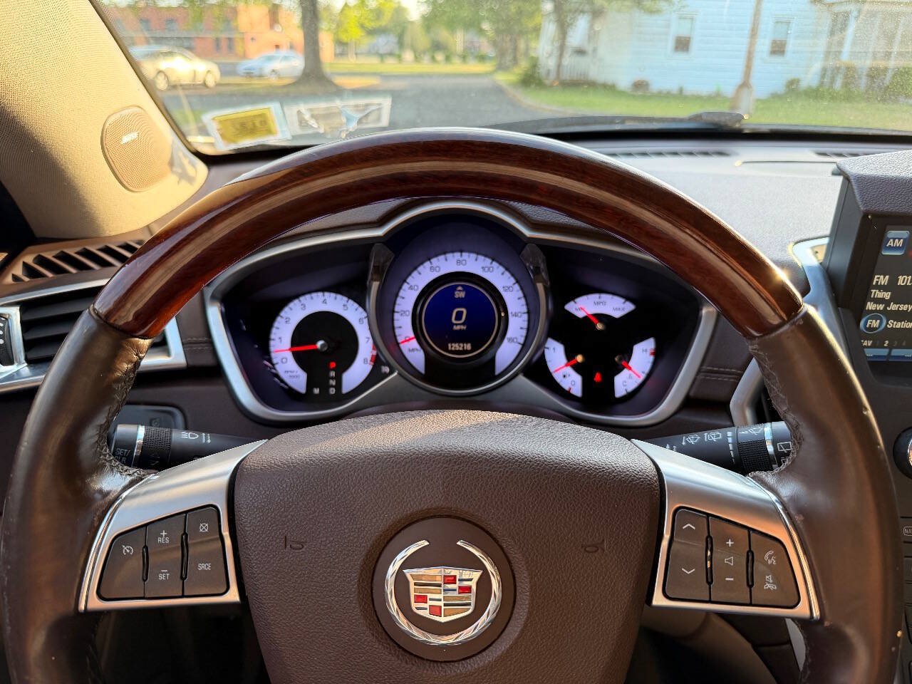 Used 2010 Cadillac SRX Luxury AWD/4WD image 16