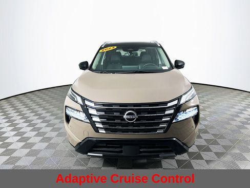 Certified 2024 Nissan Rogue Platinum image 5