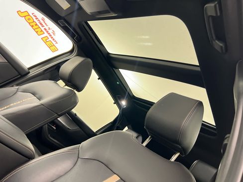 Certified 2025 MAZDA CX-90 3.3 Turbo S w/ Premium Package image 21